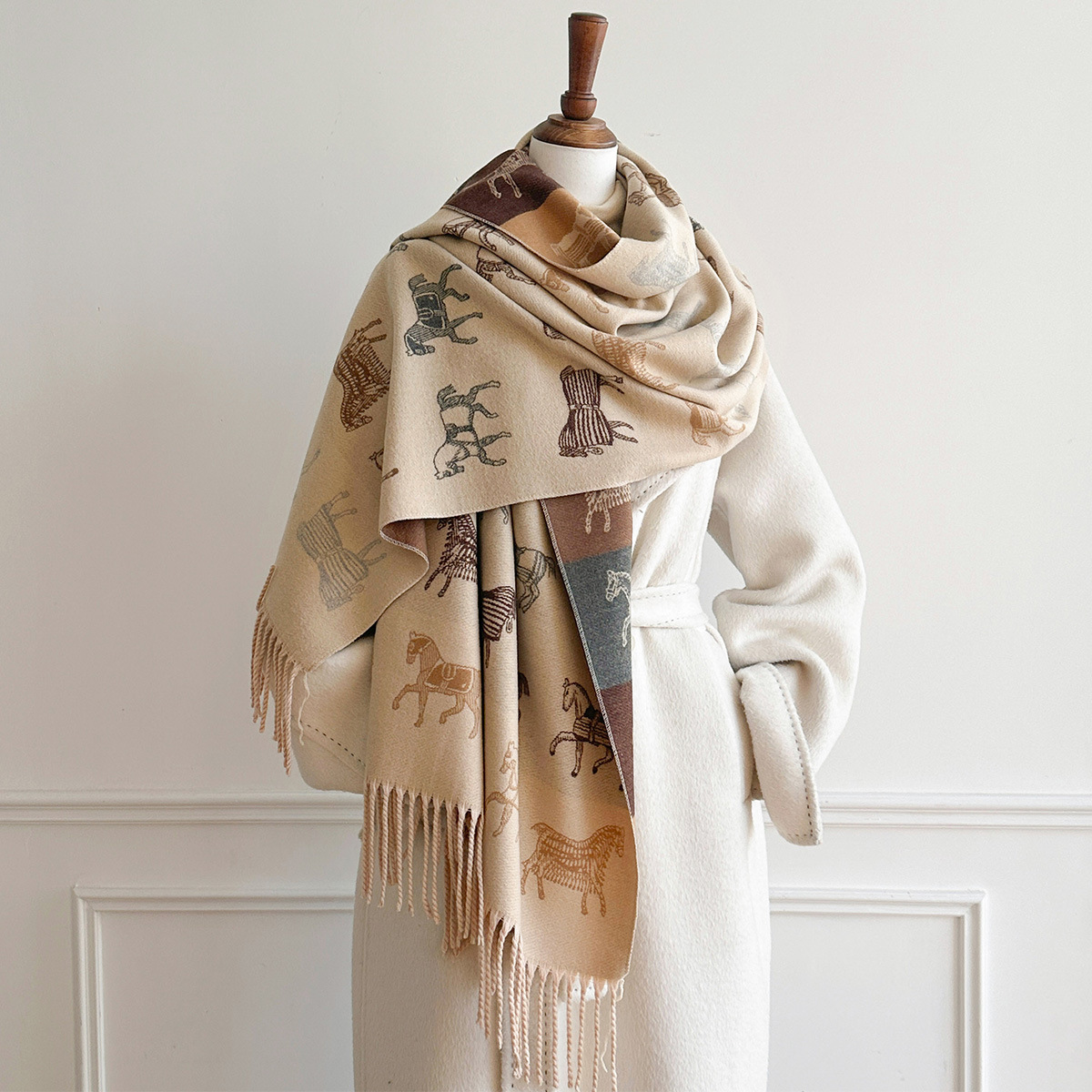 Woven Scarf Blanket - Syal Musim Dingin untuk Wanita, Motif
