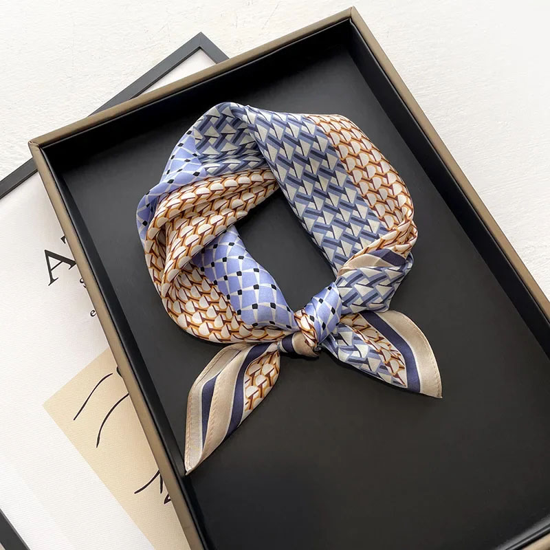 Scarf Silk Square - Syal Baru Wanita Musim Semi Dicetak