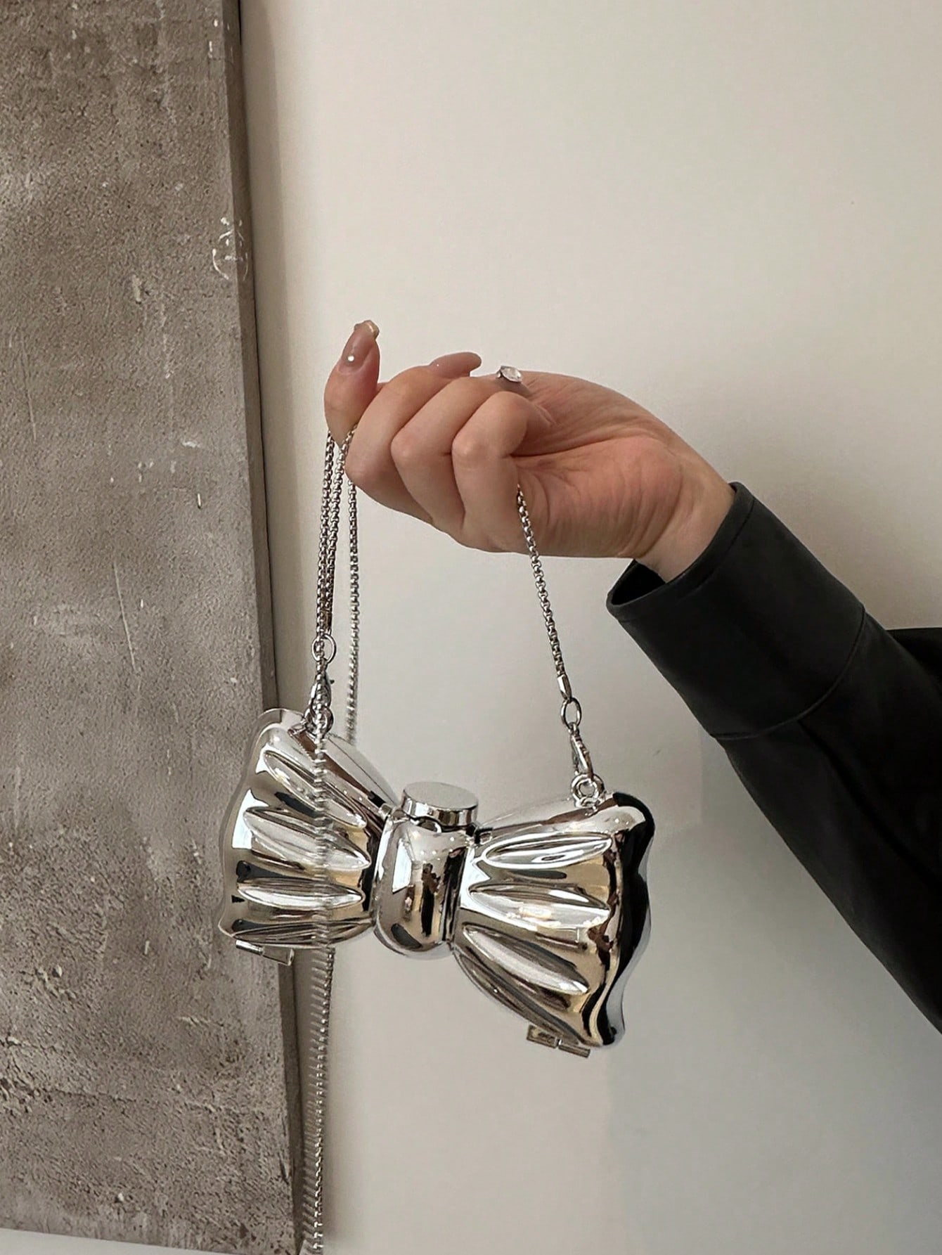 Tas Clutch Mini dengan Hiasan  - Tie Clip Silver ulasan dan harga